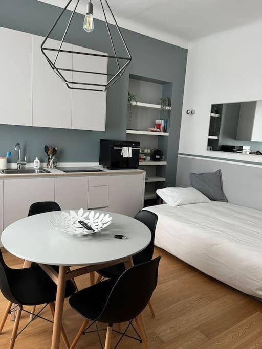 Bilocale Di Charme Apartment มิลาน ภายนอก รูปภาพ